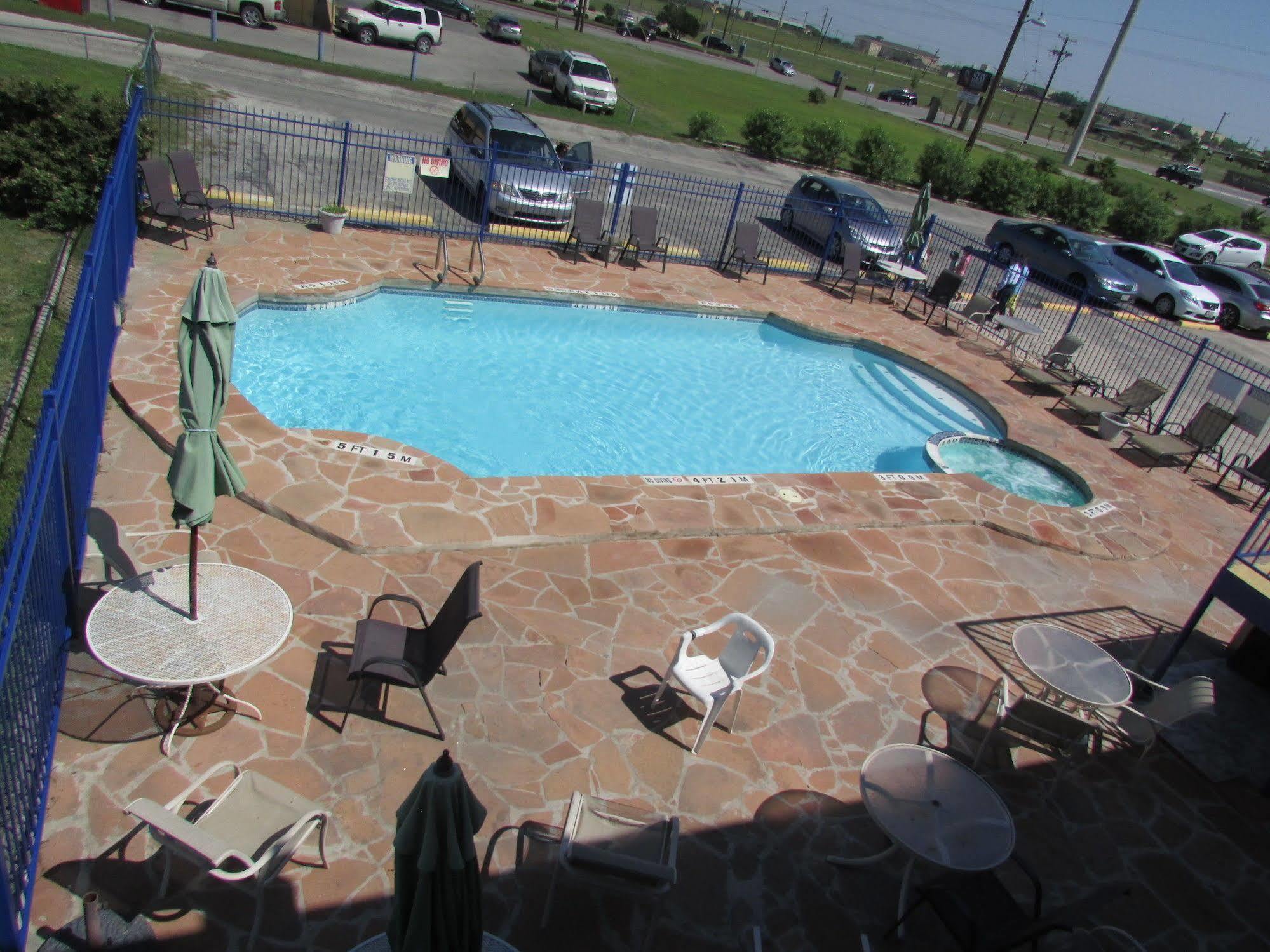 Oyo Hotel San Antonio Lackland Air Force Base West Eksteriør bilde